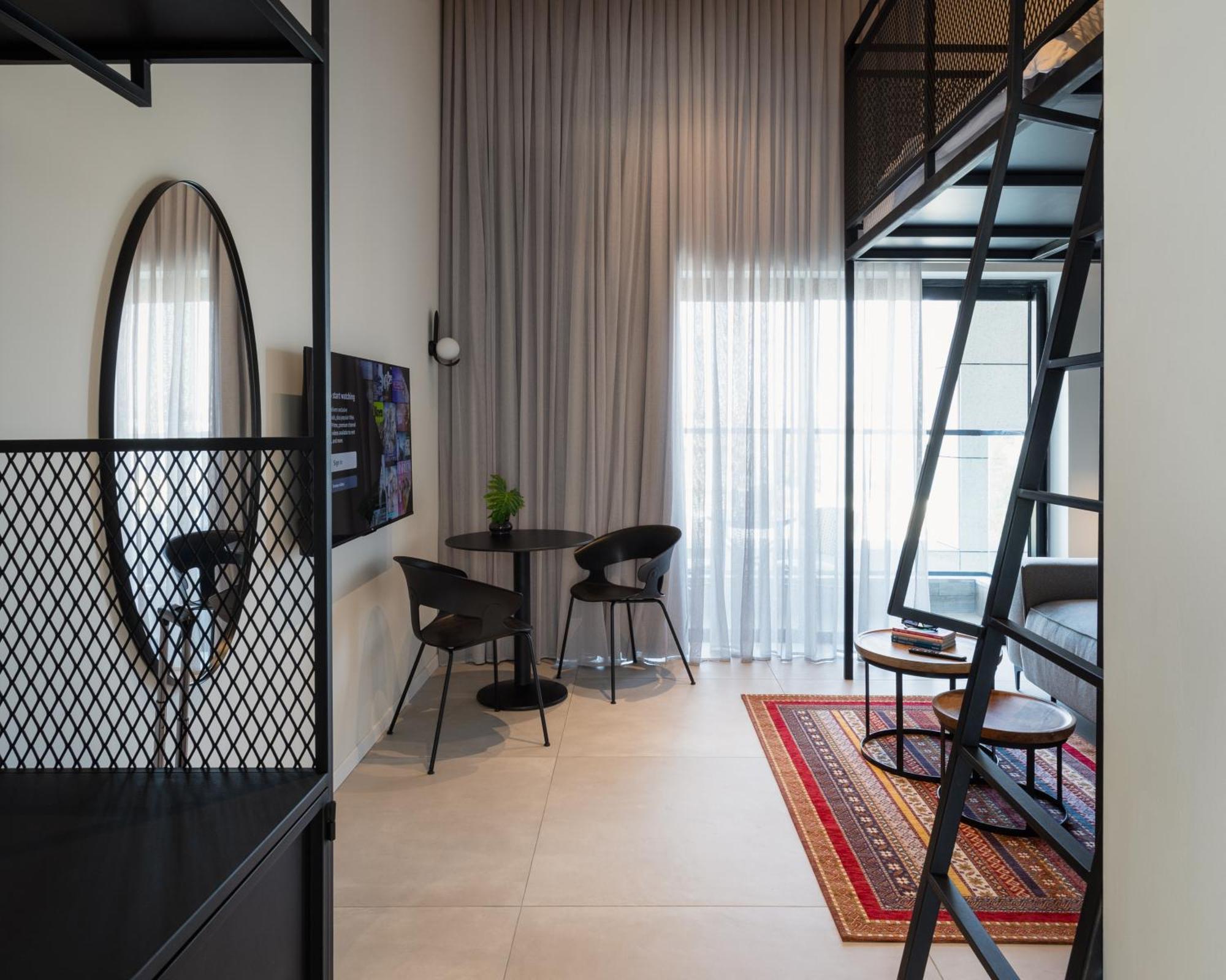 Tayo Studios & Apartments Bat Yam Exterior photo