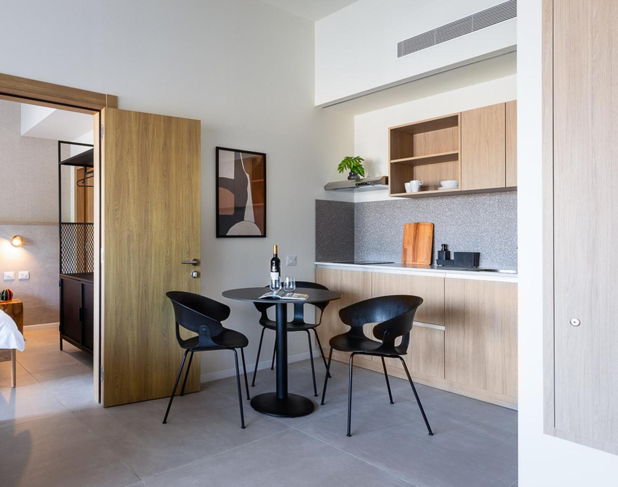 Tayo Studios & Apartments Bat Yam Exterior photo